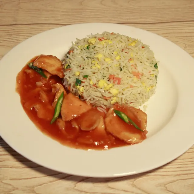 Pollo con salsa tausí